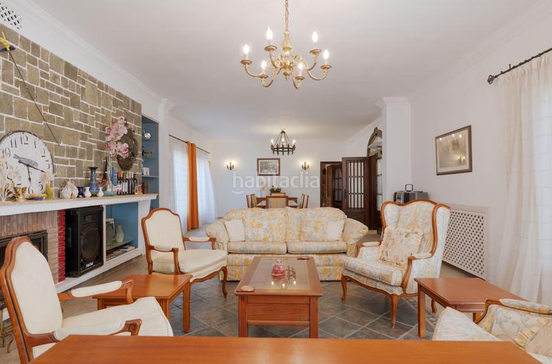 Foto f129f8ff-42a7-4b17-967a-4f9d404b4d4e. Casa  con gran parcela este en El Rosario - Ricmar Marbella