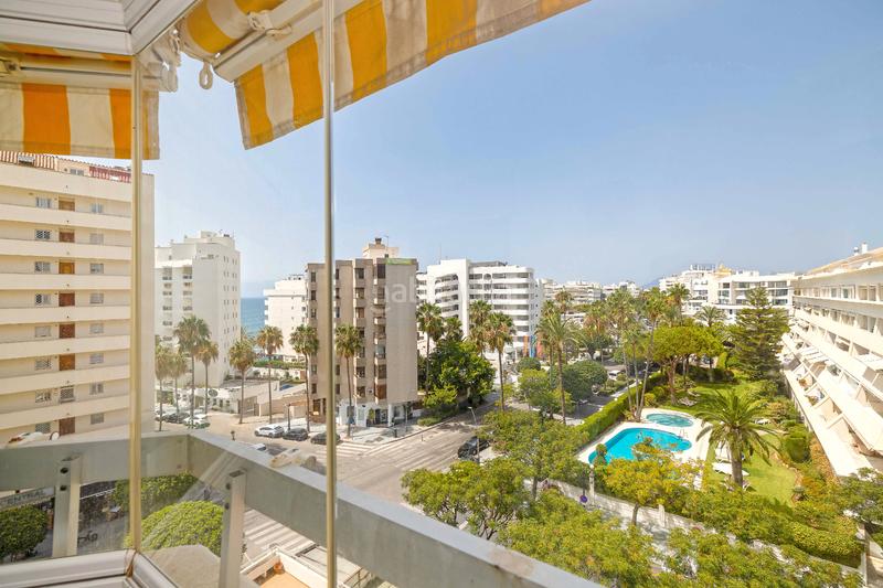 Foto 0b17b63d-d69a-49e6-9474-707f97fa31d7. Piso apartamento con vistas en segunda línea de playa en Marbella