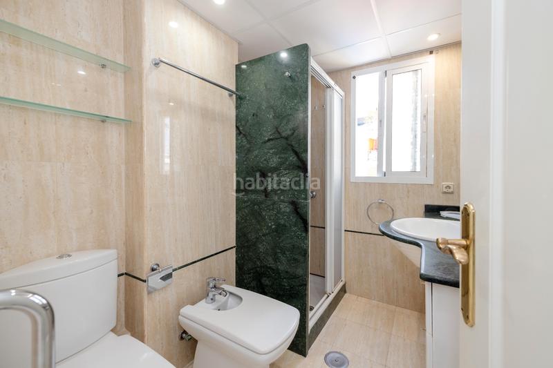 Foto 57fdd421-89a7-4d32-baac-7d0a13c1bd0c. Piso apartamento con vistas en segunda línea de playa en Marbella