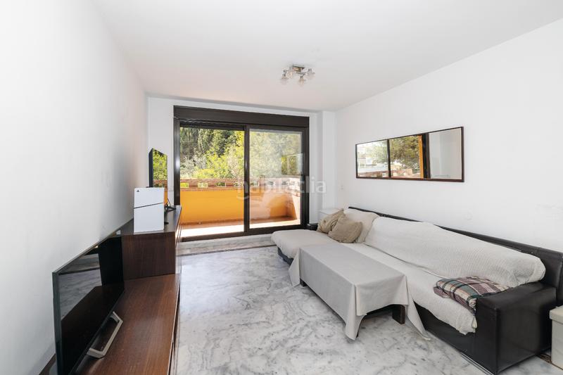 Foto 060c4dd7-e800-4c7d-b26f-2cf53226edfb. Piccolo appartamento con parcheggio piscina in La Carolina - Guadalpín Marbella