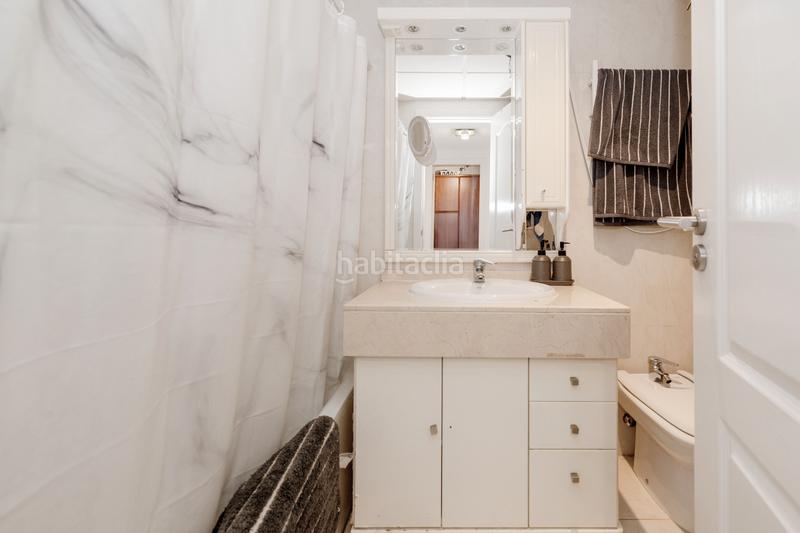 Foto 4d0874e3-2e20-46d4-8c3f-7aa0f1ffef9c. Piccolo appartamento con parcheggio piscina in La Carolina - Guadalpín Marbella