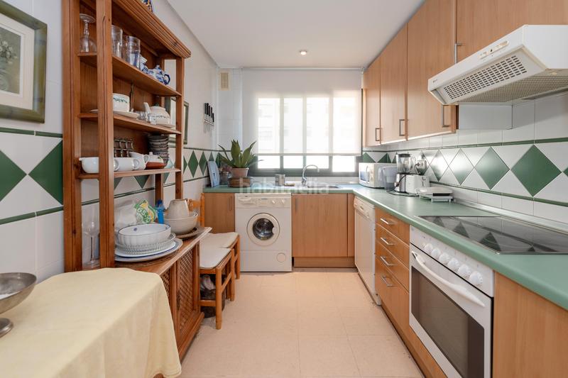 Foto 7c1d0d52-7fd8-4f35-b5ec-38bbf485f368. Piso apartamento centro en Ricardo Soriano Marbella