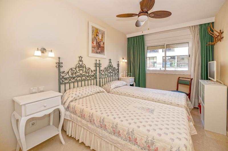 Foto fea78bdc-8de4-437c-90b1-6490a2bdccc6. Appartamento con riscaldamento parcheggio piscina in Marbella