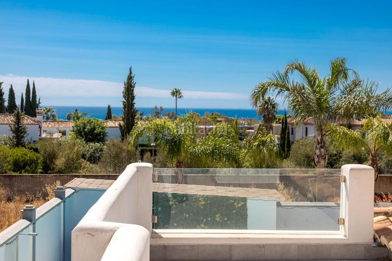 Foto 06e5ea8f-24b5-4bc7-995a-2be8c6435043. Chalet avec chauffage parking piscine dans Valdeolletas - Las Cancelas - Xarblanca Marbella