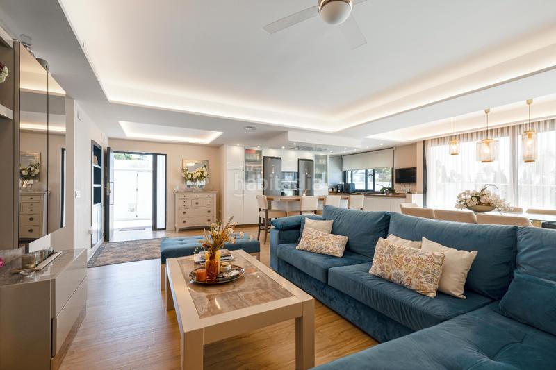 Foto 20119f8a-7bcc-48d6-983a-31e796c4ae8f. Chalet avec chauffage parking piscine dans Valdeolletas - Las Cancelas - Xarblanca Marbella