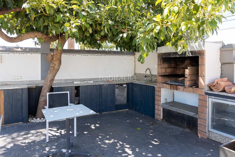 Foto 99beb8b0-013c-4c11-9a89-c65aff34a926. Chalet avec chauffage parking piscine dans Valdeolletas - Las Cancelas - Xarblanca Marbella