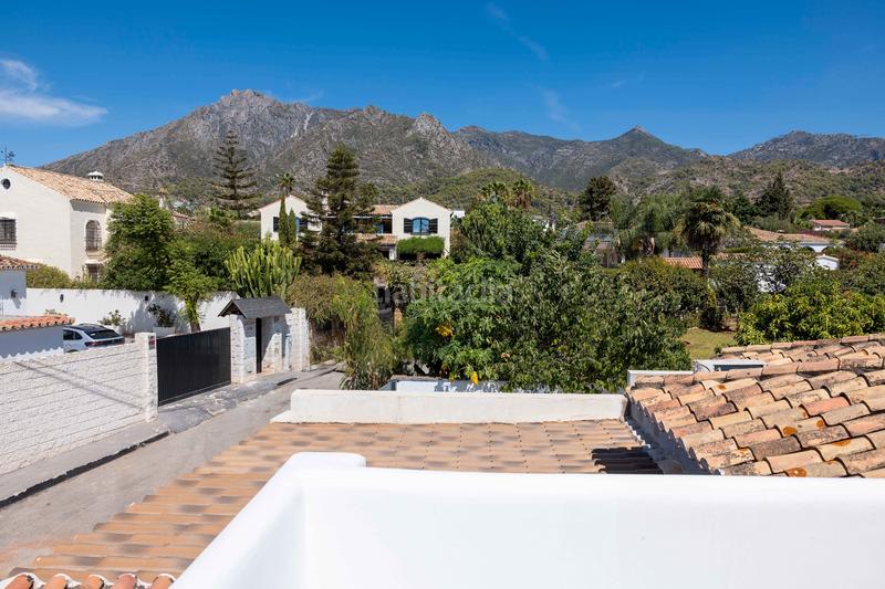 Foto da3c7ce5-06f1-4487-8602-9fa6d3bc603e. Chalet avec chauffage parking piscine dans Valdeolletas - Las Cancelas - Xarblanca Marbella