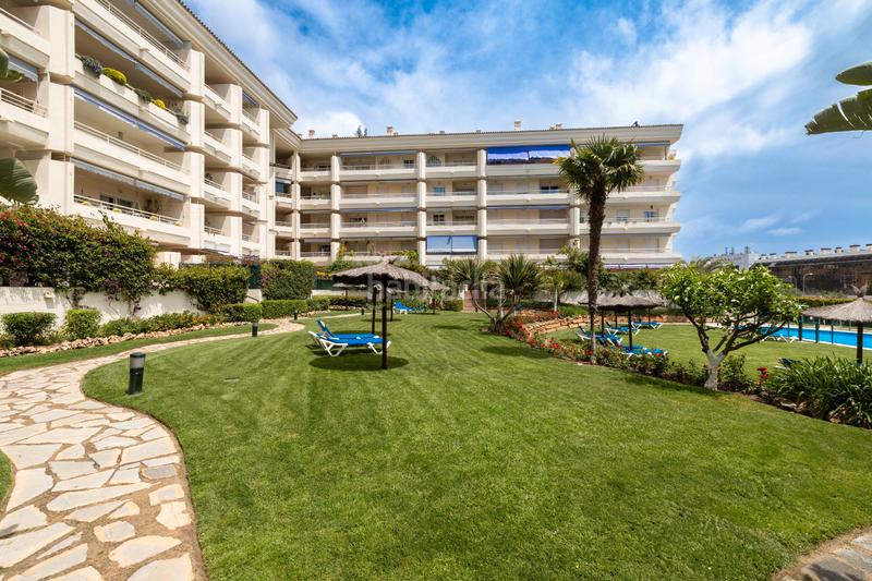 Foto 939851b8-9537-485d-b535-37c8ba22167d. Appartement avec parking piscine dans La Carolina - Guadalpín Marbella