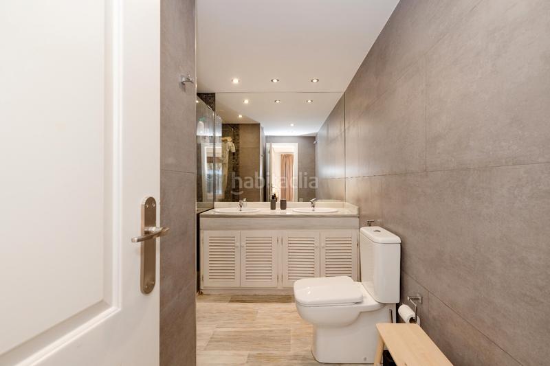 Foto d92b6bf9-4b2e-4567-afbe-feee74ff2f86. Appartement avec cheminée chauffage piscine dans Real de Zaragoza Marbella