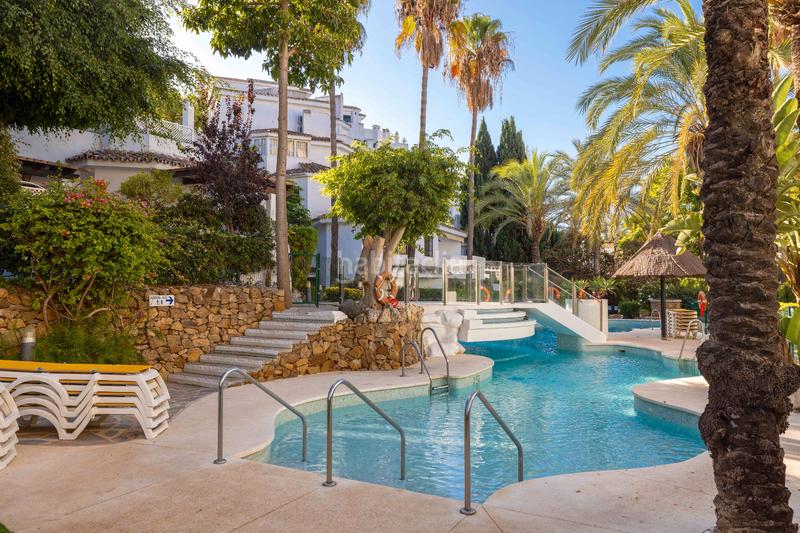 Foto f9f25f93-aafe-4067-ac5f-44b526b144b6. Appartement avec cheminée chauffage piscine dans Real de Zaragoza Marbella