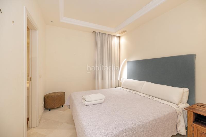 Foto 60f7801f-7a26-4f0b-a950-64677c2e7643. Piso apartamento en elviria playa en Romana Playa Marbella