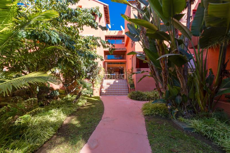 Foto 7660a4fd-3a90-49a5-80f3-5db5cf4f87a8. Piso apartamento en elviria playa en Romana Playa Marbella