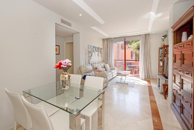 Foto f8059ea2-f089-4a20-99cb-2b46ffc73283. Piso apartamento en elviria playa en Romana Playa Marbella