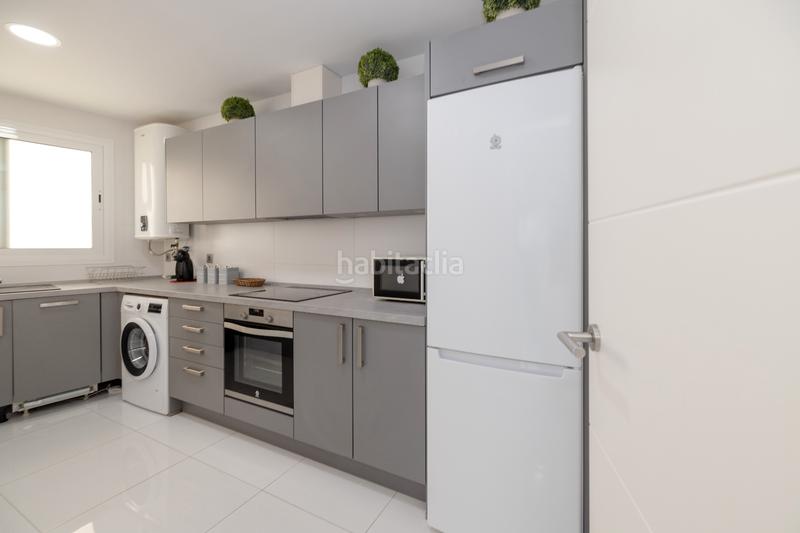 Foto 873b05a8-ec7f-4a23-8dd3-c7f7c73e0f29. Appartamento con riscaldamento parcheggio in Playa Bajadilla - Puertos Marbella