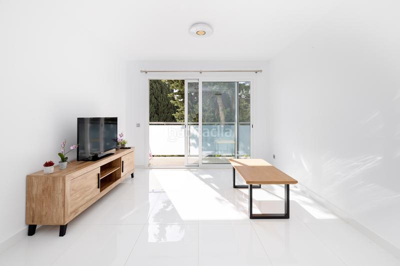 Foto 9d93a7d6-ffe4-4a8c-8de8-bfd25f530740. Appartamento con riscaldamento parcheggio in Playa Bajadilla - Puertos Marbella