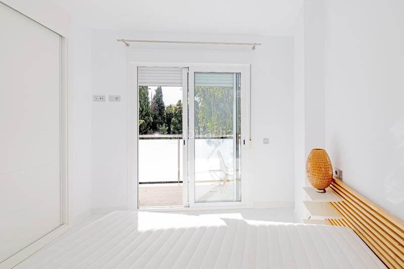 Foto dd0c35ed-8a68-44c1-8e23-0d6cb403aba2. Appartamento con riscaldamento parcheggio in Playa Bajadilla - Puertos Marbella