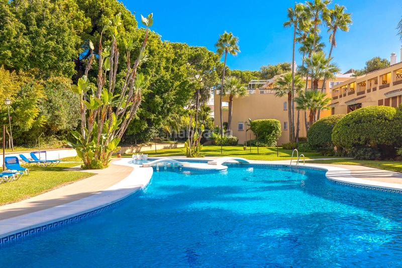 Foto 6bf19105-c039-45bf-863b-2bd9de1e79a9. Pis amb calefacció aparcament piscina a Romana Playa Marbella