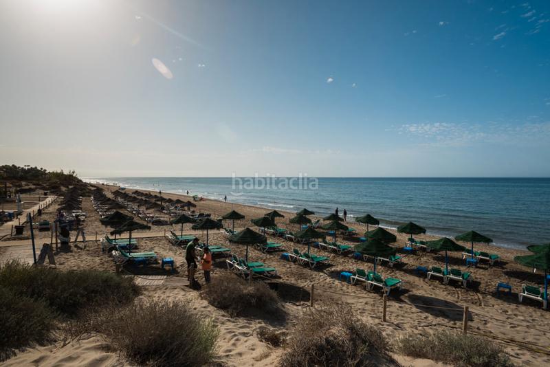 Foto 80d66ae4-d5eb-409d-86cb-f6ebcb233f18. Pis amb calefacció aparcament piscina a Romana Playa Marbella