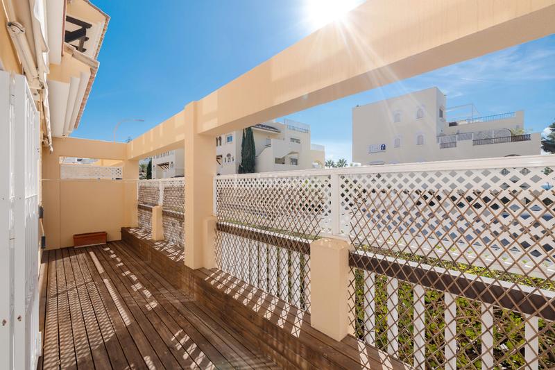 Foto c14c4491-c43d-4334-a3d1-28a309e1a1dc. Pis amb calefacció aparcament piscina a Romana Playa Marbella