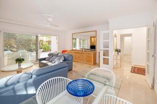 Planta baixa en Playa Bajadilla - Puertos. Apartamento en marbella ciudad