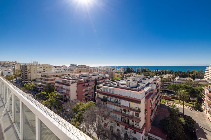 Foto ce400b66-4c81-42a8-bfcf-60f6e70586f6. Ático -dúplex con vistas al mar en Ricardo Soriano Marbella