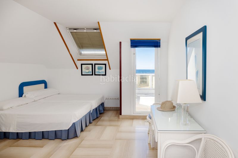 Foto fd9b85e5-b3ca-4a0e-b41d-e380b5b4918f. Ático -dúplex con vistas al mar en Ricardo Soriano Marbella