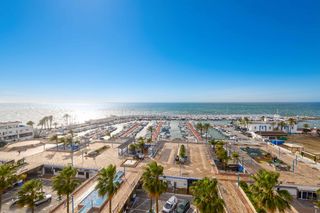 Pis  Avenida duque de ahumada. Primera l�nea de playa en marbella centro