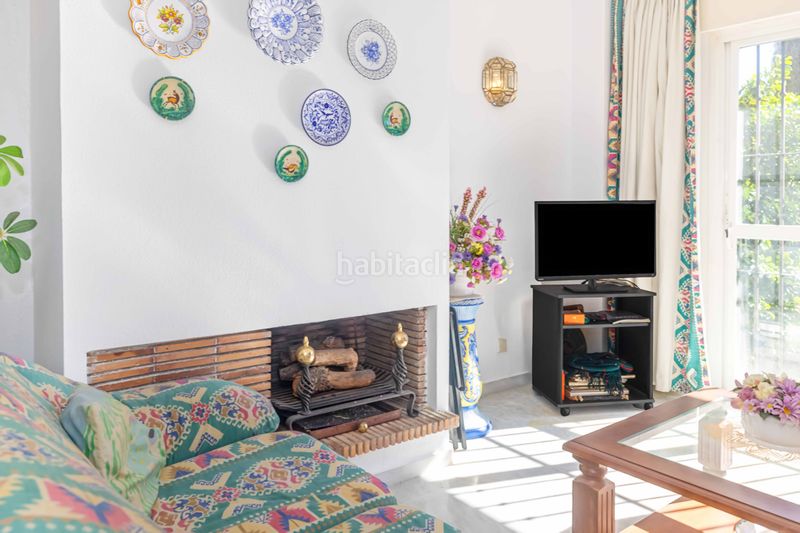 Foto aba9bc20-8331-4ea6-8447-d42552d1070d. Dúplex amb xemeneia aparcament piscina a Valdeolletas - Las Cancelas - Xarblanca Marbella