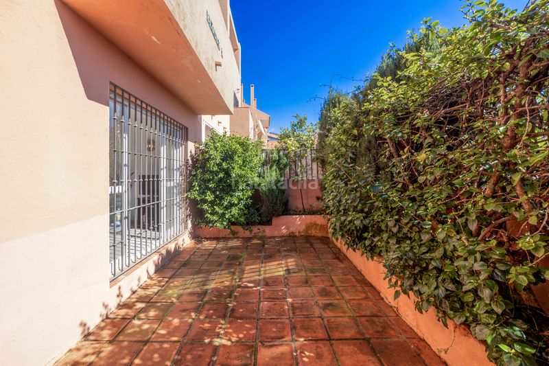 Foto cfe129cd-0020-4d57-836f-4f1ababd36da. Dúplex amb xemeneia aparcament piscina a Valdeolletas - Las Cancelas - Xarblanca Marbella