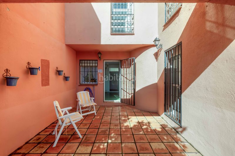 Foto d3a4a9b6-043e-4a45-96c3-f2b5ac1c6a79. Dúplex amb xemeneia aparcament piscina a Valdeolletas - Las Cancelas - Xarblanca Marbella