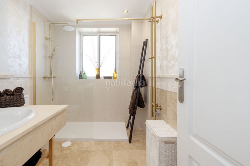 Foto ab8618fd-e69e-4f9b-b37b-89af4a883b39. Pis amb calefacció piscina a Playa Bajadilla - Puertos Marbella