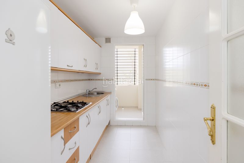 Foto 6679a331-8213-4da1-a704-d364e5724b11. Apartament amb piscina a Las Chapas - Alicate Playa Marbella