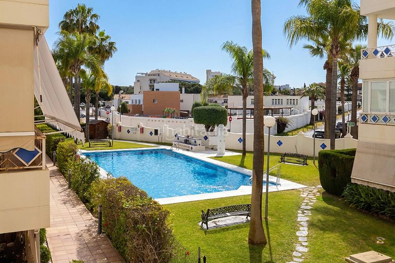 Foto b70bb73e-b522-47f6-9fb7-812a7fde5f11. Apartament amb piscina a Las Chapas - Alicate Playa Marbella