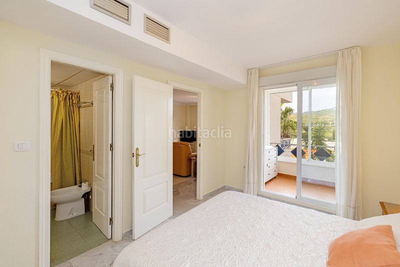 Foto d00e68dc-81e0-4e5b-a7a7-d5f5a3a05d9c. Apartament amb piscina a Las Chapas - Alicate Playa Marbella