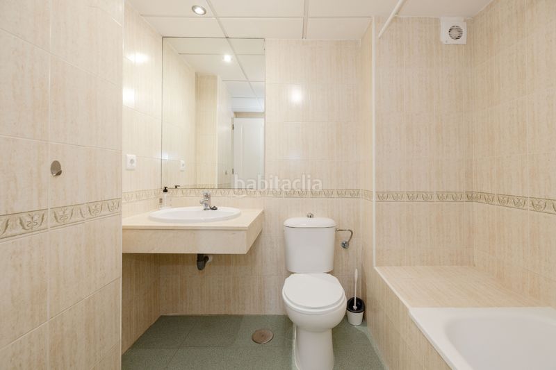 Foto e59b5986-74b1-4c25-a744-820198a1fd01. Apartament amb piscina a Las Chapas - Alicate Playa Marbella