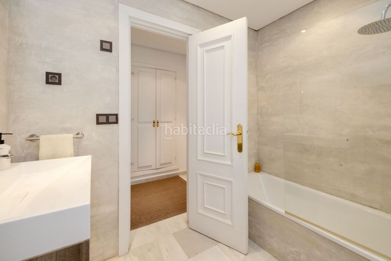 Foto 200f50ab-b4d4-49c6-9a26-24985f485337. Pis amb calefacció piscina a Cabopino - Artola Marbella
