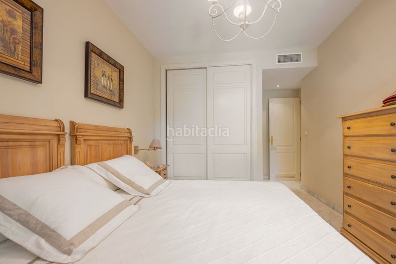 Foto 850016bb-60e4-4a41-b784-27a934e3d320. Planta baixa amb calefacció aparcament piscina a Marbella