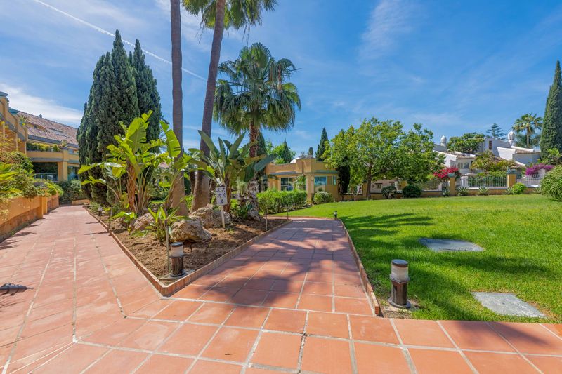 Foto 91c44d41-0ac8-48e1-98ce-26d2347efa63. Planta baixa amb calefacció aparcament piscina a Marbella