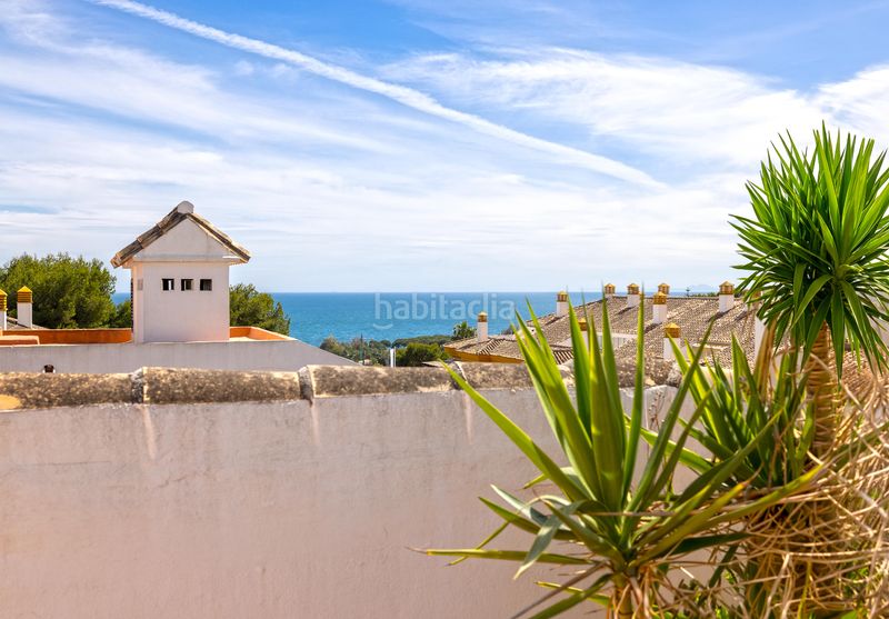 Foto d0a7f045-b3c3-4d16-9f76-9de27d410f82. Àtic amb calefacció aparcament piscina a La Carolina - Guadalpín Marbella