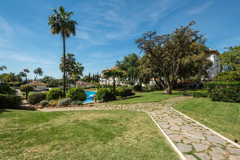 Foto fee4dde0-ed40-4567-b794-92319c17e462. Àtic amb calefacció aparcament piscina a La Carolina - Guadalpín Marbella