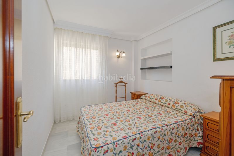 Foto ad33dae6-6dc7-4c0c-b2fc-784eca1dba4b. Pis amb aparcament piscina a Playa de la Fontanilla Marbella