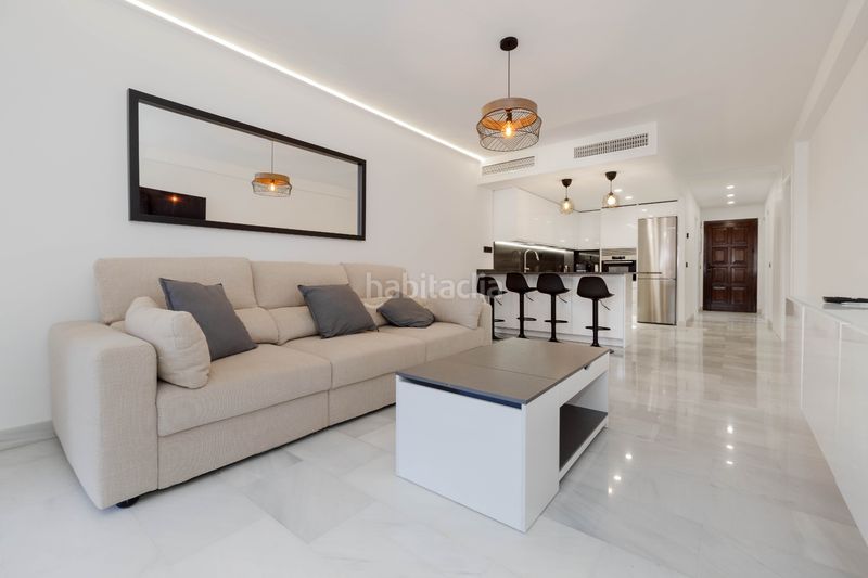 Foto 5f72ce78-3394-4718-b7a0-e2feda7c13d6. Planta baixa amb piscina a Sierra Blanca Marbella