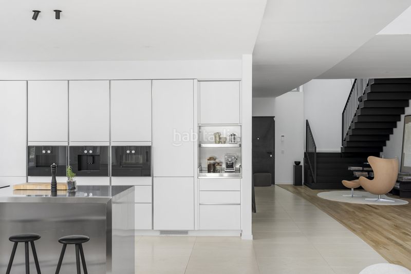 Foto c4a3c5a1-16db-415f-a695-525a89e91e7b. Casa pareada chalet pareado en Sierra Blanca en Sierra Blanca Marbella