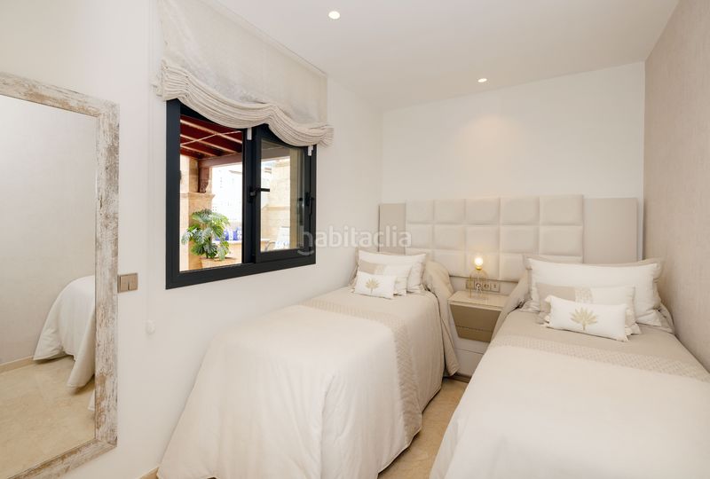 Foto dc83c050-68e8-40e9-9c33-3b255c00ea4b. Àtic amb calefacció aparcament a Playa Bajadilla - Puertos Marbella