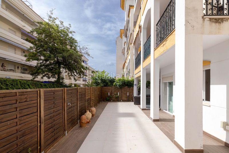 Foto 487e498f-551a-4915-b3ee-ce0ff1320294. Planta baixa amb calefacció aparcament piscina a Marbella