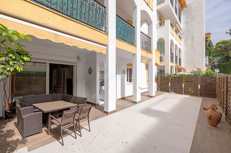 Foto 67a22066-df29-468b-933d-3d28b0f7a223. Planta baixa amb calefacció aparcament piscina a Marbella