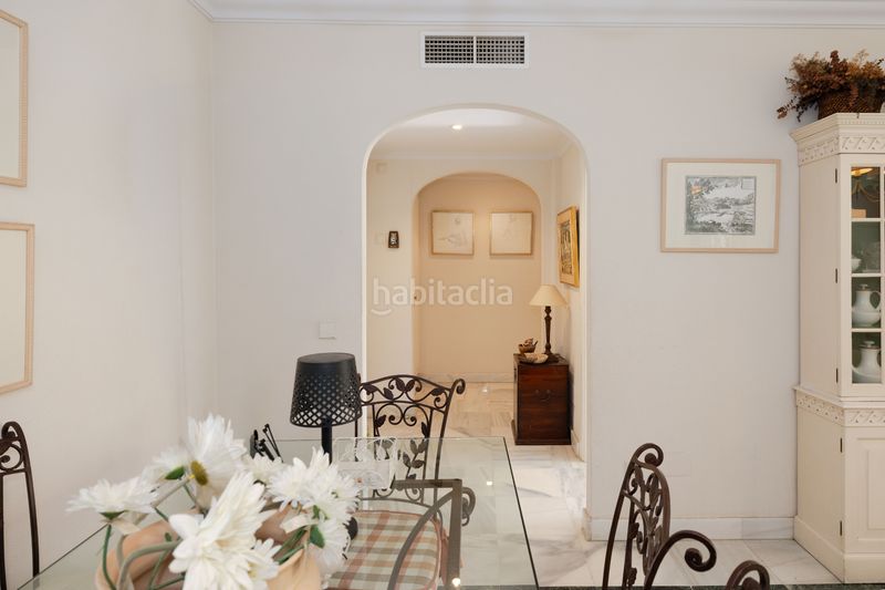 Foto 85282557-ed9a-4609-8867-3e728005245d. Planta baixa amb calefacció aparcament piscina a Marbella