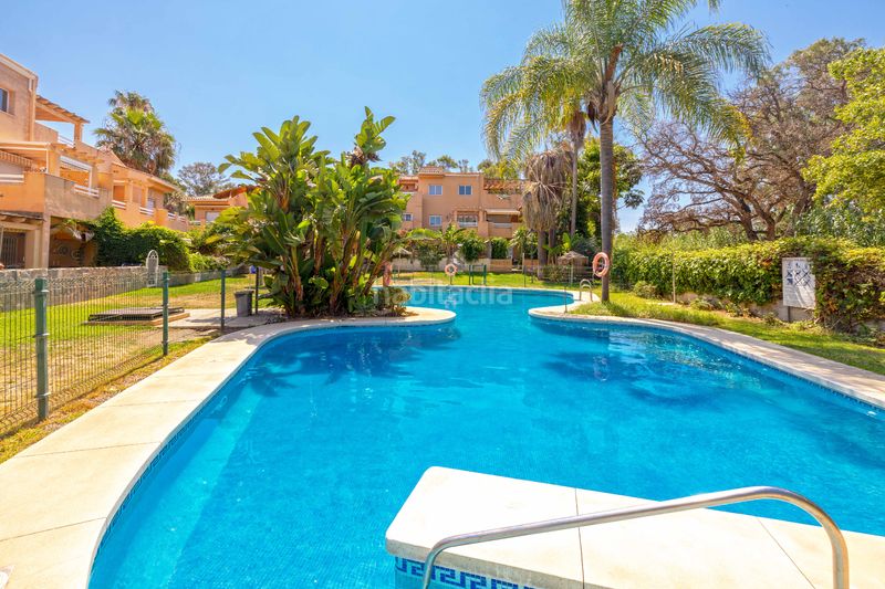Foto 8a2f035d-01d1-4856-829c-56f4bd4d49be. Pis amb calefacció aparcament piscina a Marbesa Marbella