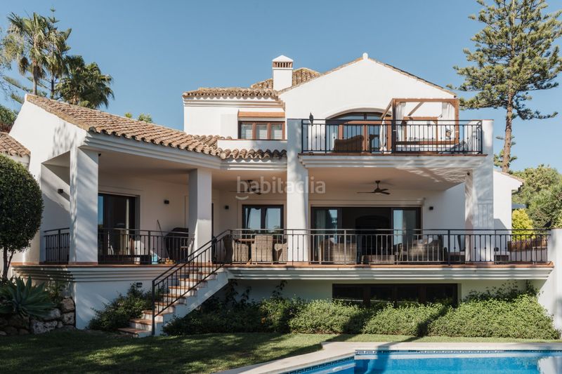 Foto 4ef2ab9b-0685-4479-8a80-9f14af91ae7f. Xalet amb xemeneia calefacció aparcament piscina a Marbella