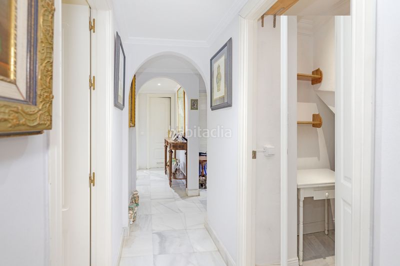 Foto ef5d298a-c35b-46b3-87e2-bd4decf36a1b. Àtic amb calefacció aparcament piscina a La Carolina - Guadalpín Marbella